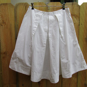 Love Moschino White Pleated A-Line Skirt Size 8